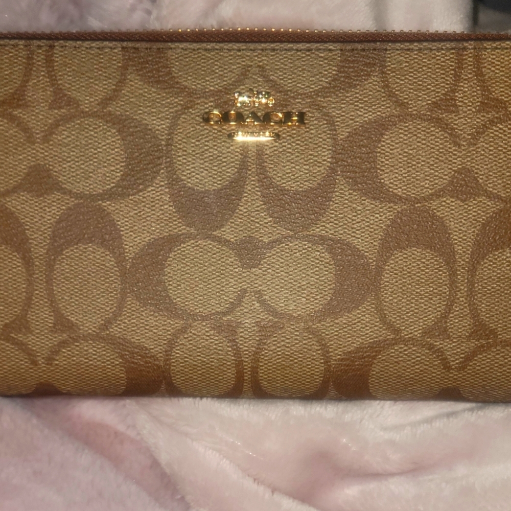Coach C4452 Zip Around Signature Canvas Brown Wristlet Wallet Gold Hardware